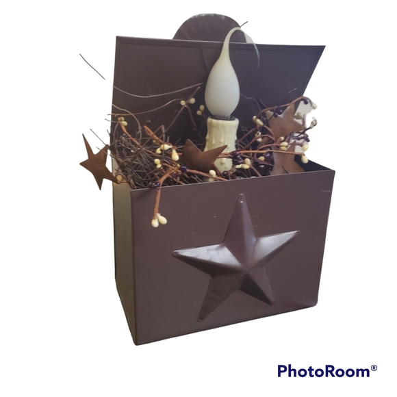 Primitive Farmhouse Decor Metal Electric Star Candle with hanging hook - Picture 2 of 15